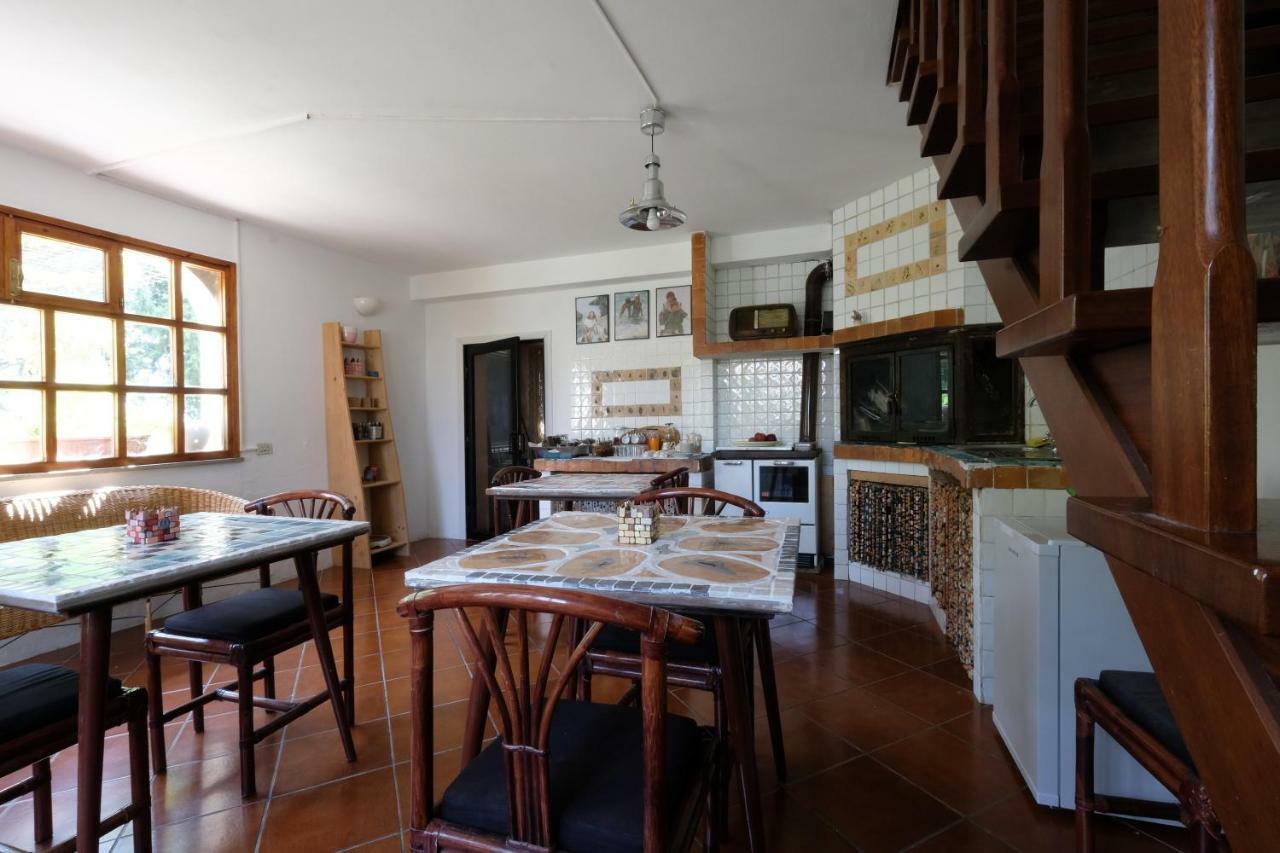 Casa Monteluro - B&B Тавулия Екстериор снимка